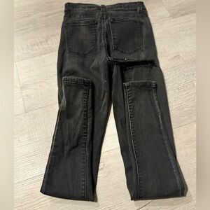 Pretty Little Thing, Black Skinny Jeans, Rip in the back